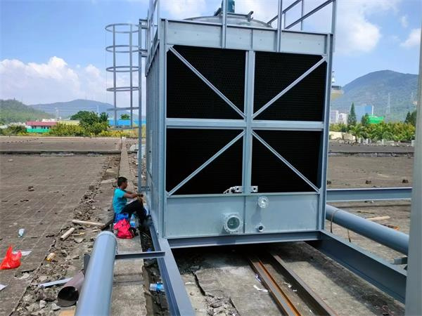 冷卻塔進風口處結冰是什么原因,冷卻塔進風口高度